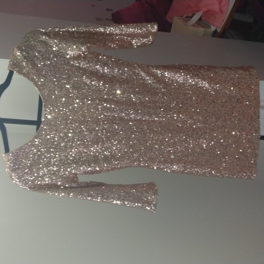 Dainty Hooligan women's champagne sequin 3/4 sleeve bodycon dress SZ M New